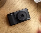 Die Ricoh GR IV HDF kann ab sofort vorbestellt werden. (Bildquelle: Ricoh)
