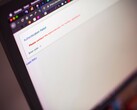 Laptop-Bildschirm mit der Fehlermeldung Authentication Failed nach einem gescheiterten Login.