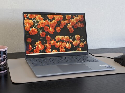 Dell 14 Plus Laptop Test: Neuer Name, vertraute Anmutung