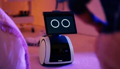 Der Amazon Astro Roboter macht im Video einen guten Eindruck, der aber täuschen soll. (Bild: Amazon)
