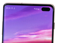 Die Gesichtserkennung des Galaxy S10, hier das Plus-Modell, lässt sich viel zu einfach austricksen.