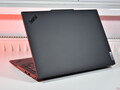 Ryzen 9 CPU macht dieses Lenovo ThinkPad besonders: Kompakte mobile Workstation bietet die beste CPU-Leistung aller 14-Zoll ThinkPad-Laptops, abgebildet: Lenovo ThinkPad P14s Gen 6 AMD (Bildquelle: Benjamin Herzig)