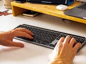 Die Logitech MX Keys ist eine kabellose Full-Size-Tastatur für Windows, Mac und viele andere Betriebssysteme (Bild: Logitech)