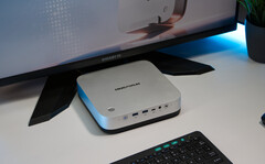 Minisforum M2 Pro mit Intel Core Ultra X7 358H und 32-GB-LPDDR5X-RAM