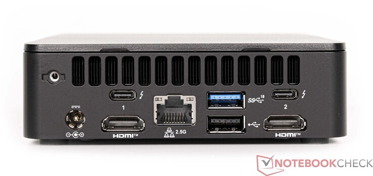 Rückseite: Netzanschluss, 2x USB 4 (Type C), 1x USB 3.2, 1x USB 2.0, LAN 2,5G, 2x HDMI 2.1