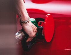 Ab 2035 sollen sämtliche PKWs, die innerhalb der EU eine Erstzulassung erhalten, einen Elektromotor besitzen. (Bild: Wassim Chouak)