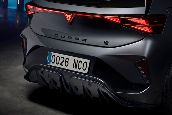Cupra Born 2026: Das Facelift bringt frische Optik und macht den Spanier noch moderner (Bild: Cupra).