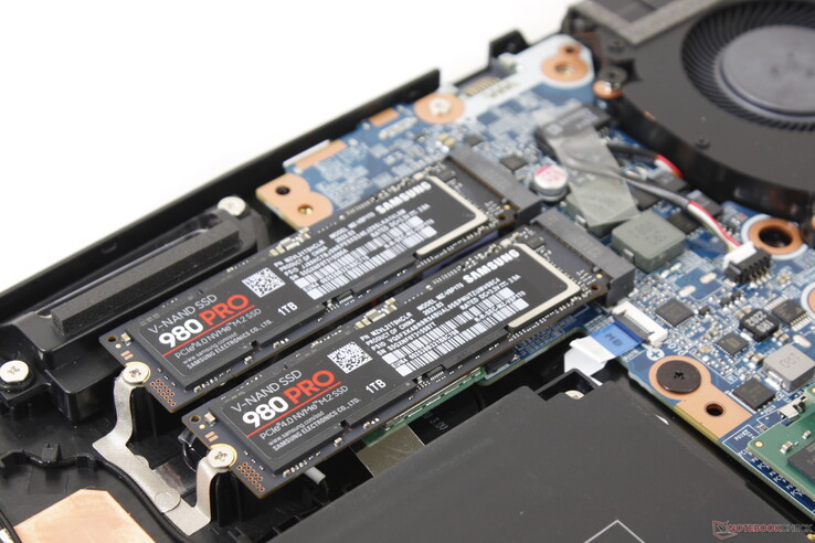 Die PCIe4 x4 SSDs werden nicht mit Headspreadern geliefert
