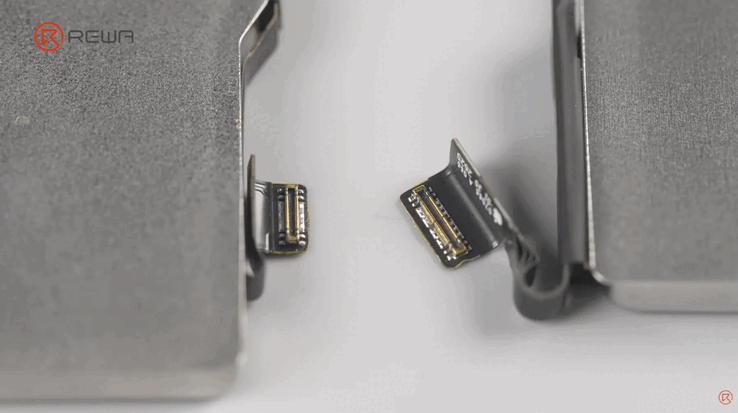 Akkuanschluss des iPhone 17 Pro im Vergleich zum iPhone 18 Pro