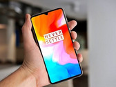 Das OnePlus 6T, hier in einem Konzeptbild, ist real, die Modellnummer lautet A6013.