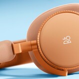 Die Beoplay H100 setzen auf ein luxuriöses Design, das in drei Farben angeboten wird. (Bildquelle: Bang & Olufsen)