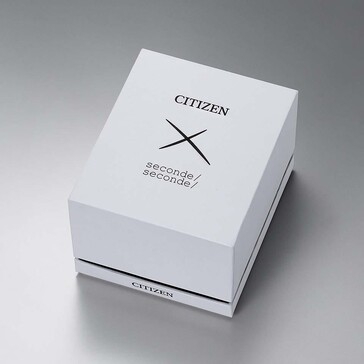 Spezielle Verpackung mit Katana-Schnittspuren