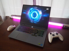 Schneller, höher, weiter dank OC: Lenovo LOQ 17 Gaming-Laptop mit RTX 5070 im Test