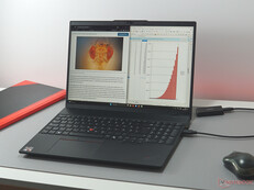 Das Lenovo ThinkPad L16 Gen 1 AMD kommt in unserem Test auf eine Gesamtwertung von 85% (Bildquelle: Mario Petzold)