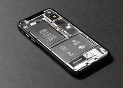 Das Apple iPhone soll ab 2025 deutlich fortschrittlichere Akkus erhalten. (Bild: Tyler Lastovich)