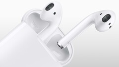 Apple AirPods 2 sind da: Wer mag, kann das Ladecase mit einer persönlichen Gravur versehen lassen.