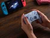 Mit Gyroskop und Bluetooth: Der Ultimate 2C Bluetooth (Bildquelle: 8BitDo)