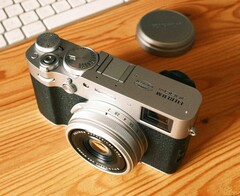 Die Fujifilm X100 VI kostet ab September 200 Euro mehr als bisher.