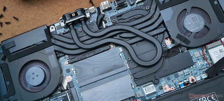 Dual-Fan-Lösung mit optionaler Wasserkühlung