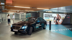 Bosch und Daimler erhalten Zulassung für fahrerloses Parken ohne menschliche Überwachung.
