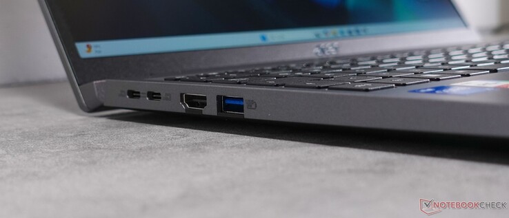 2 x USB-C mit DP und PD; HDMI; USB-A 3.2 Gen 1