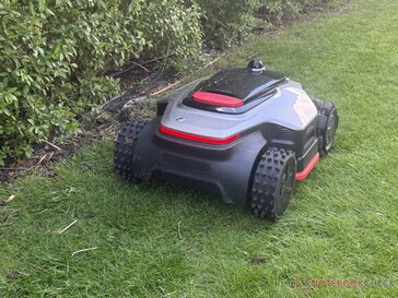 Das Navigieren am Rand hätte teils noch etwas enger sein können (hier Dreame A3 AWD Pro)