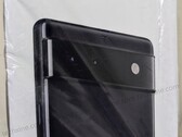 Das Google Pixel 6a ist offenbar bereits auf dem Weg zu Händlern, wie dieses Foto der Verpackung zeigt. (Bild: TechXine)