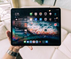 Das iPad könnte bald ein erhebliches Display-Upgrade erhalten. (Bild: Roberto Nickson, Unsplash)