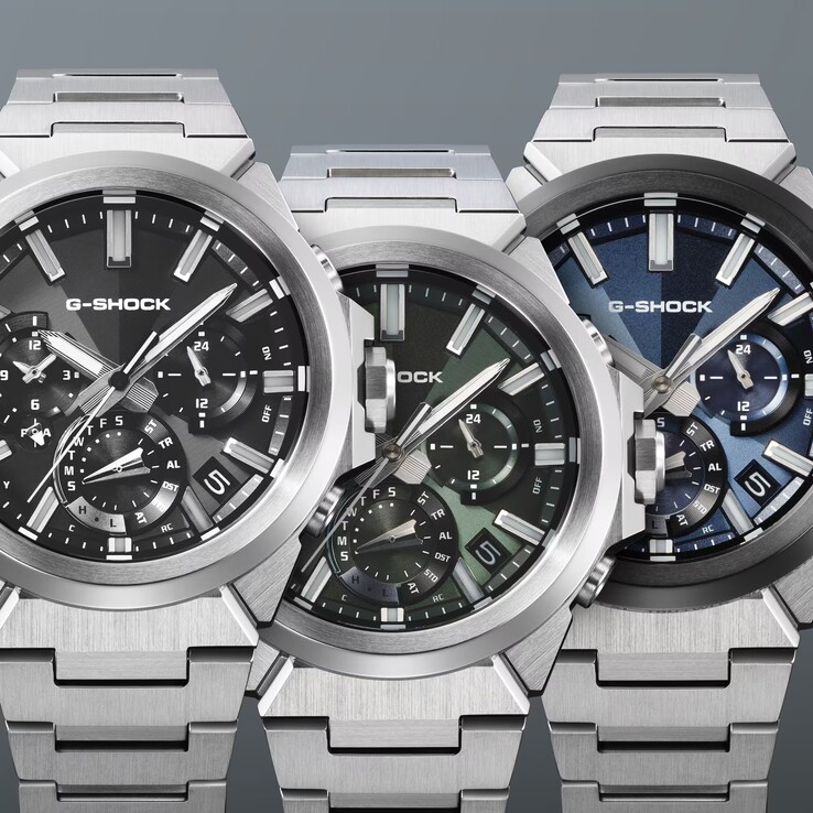 Die Casio G-Shock GST-W1000D-1AJF, die GST-W1000D-3AJF und die GST-W1000D-2AJF (von links nach rechts)