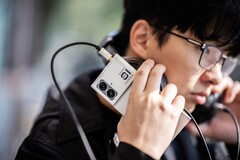 Moondrop packt einen symmetrischen 4,4 mm Kopfhöreranschluss in ein Smartphone. (Bild: Moondrop)