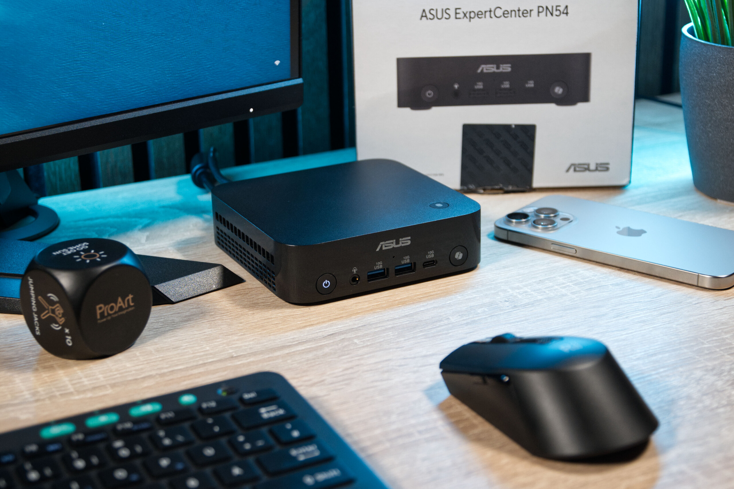 Asus ExpertCenter PN54