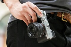 Die Sony A7C soll in Kürze einen Nachfolger erhalten. (Bild: Sony)