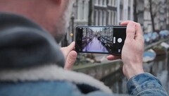 Als Streetphotographer gibt sich Matt Stuart überzeugt, dass im Xiaomi 13 Ultra ein perfekter Ersatz für seine Leica-Kamera drin steckt.