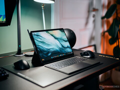 Test Asus ProArt PZ13 - Widerstandsfähiges OLED-Convertible mit Snapdragon X Plus