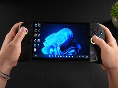 Der Acer Predator Atlas 8 ist mit Hall-Effekt-Triggern und TMR-Joysticks ausgestattet