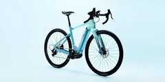 Sportliche E-Bike-Fahrer haben mit dem Bianchi e-Arcadex bald ein weiteres elektrisches Gravel-Bike zur Auswahl (Bild: Bianchi)