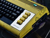 Der Commodore 77 kommt als Sondermodell im Cyberpunk 2077 Design