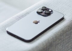 Wer Apples beste Kamera haben möchte, muss künftig das teuerste und größte iPhone kaufen. (Bild: David Švihovec)