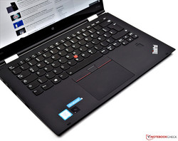 Tastatur und Trackpoint des Lenovo ThinkPad Yoga X1 (2nd Gen)