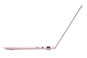 Das Gehäuse ist mit 14,9mm relativ dünn (Bild: Asus)