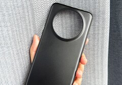 Das Huawei Mate 60 besitzt eines der größten Kameramodule aller Smartphones. (Bild: Digital Chat Station)