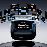 Die neuesten komplett drahtlosen Ohrhörer von Lenovo setzen auf eine Ladehülle mit Touchscreen. (Bildquelle: Lenovo)