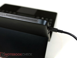 Sitzt nicht perfekt: Stecker des mitgelieferten Type-C Ladekabels