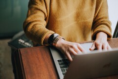 Apple könnte schon in wenigen Wochen ein 13 Zoll MacBook Pro samt Magic Keyboard vorstellen. (Bild: Christin Hume, Unsplash)