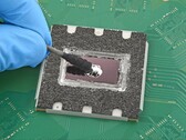 Das Liquid-Metal in der PlayStation 5 sorgt offenbar weiterhin für Probleme