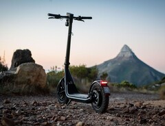 Der Hersteller selbst verkauft den Egret X E-Scooter aktuell zum Vorzugspreis von 1.399 anstatt 1.999 Euro (Bild: Walberg Urban Electrics)