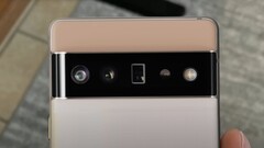Das größere Pixel 6 könnte doch Pixel 6 XL heißen und nicht Pixel 6 Pro, zumindest laut aktuellem Google-Leak (Konzeptbild: Techdroider)