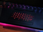 ROG bringt das Numpad im Trackpad unter. (Bild: Notebookcheck)