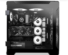 Thermaltake A700: Premium-E-ATX-Gehäuse mit Glas und Alu