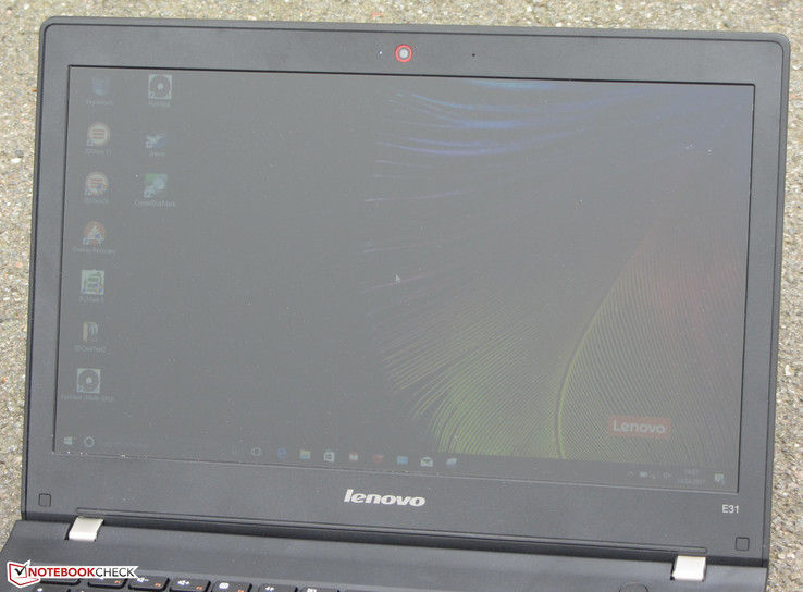 Außeneinsatz (geschossen bei komplett bedecktem Himmel)